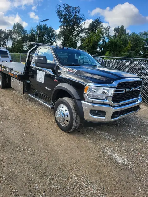 Barry Towing Services vehicle transport photo 4